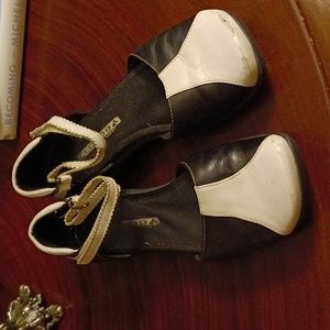 Mary Janes Size 7